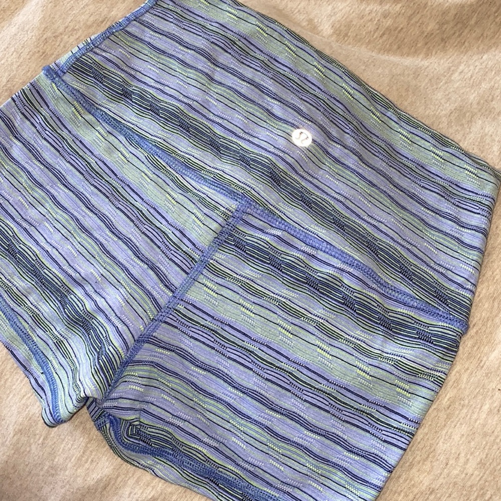 lululemon high waisted shorts